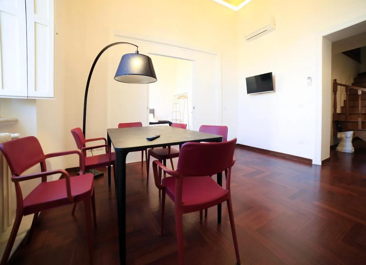Luciano Monti Apartment Рим
