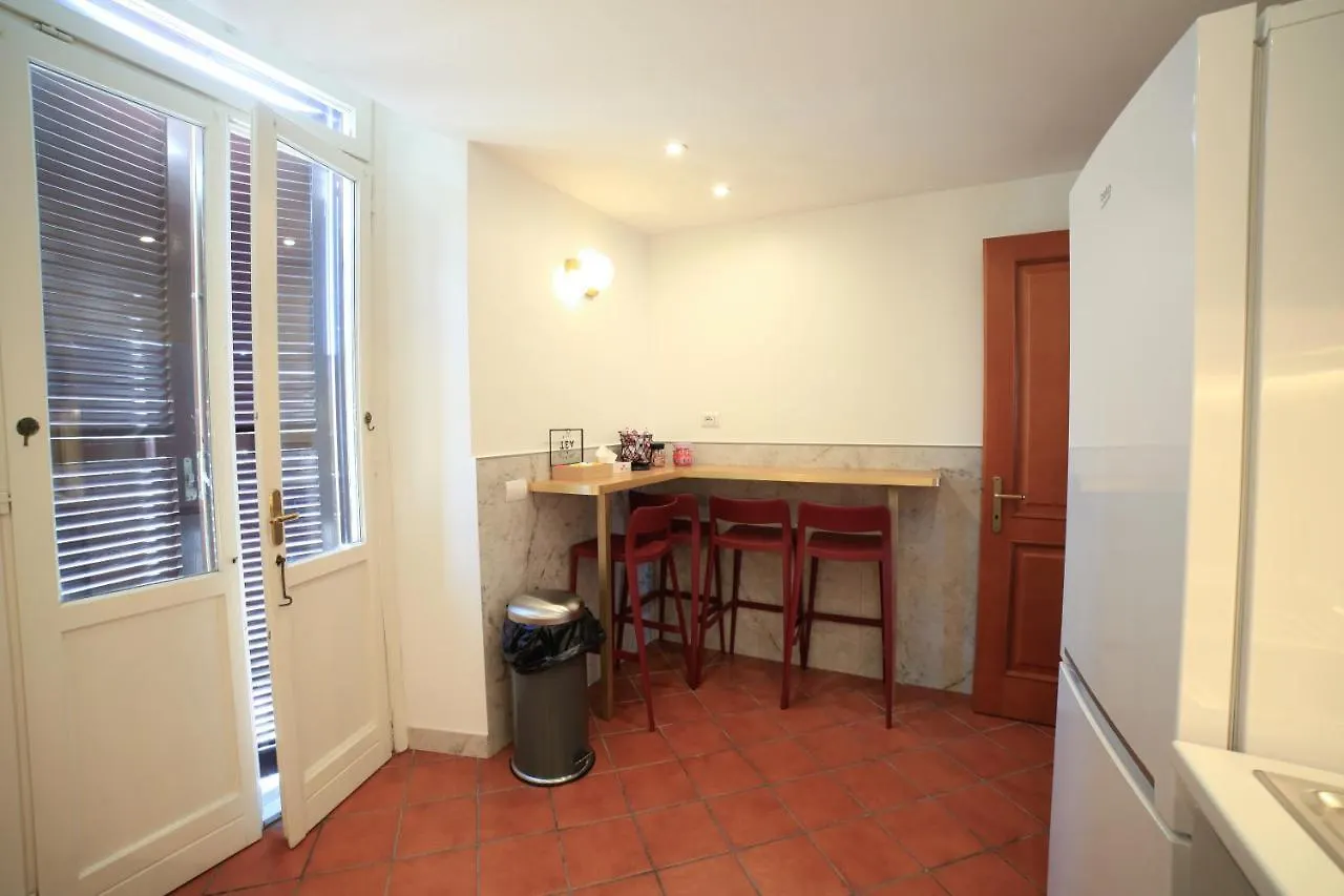 Luciano Monti Apartment Рим