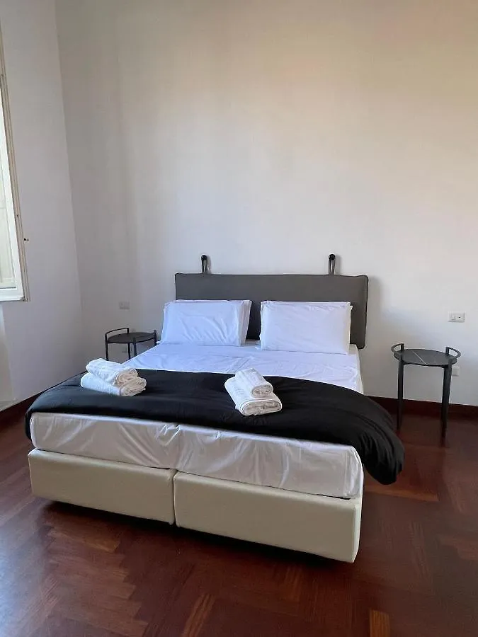 Luciano Monti Apartment Rome 0*,  Italië