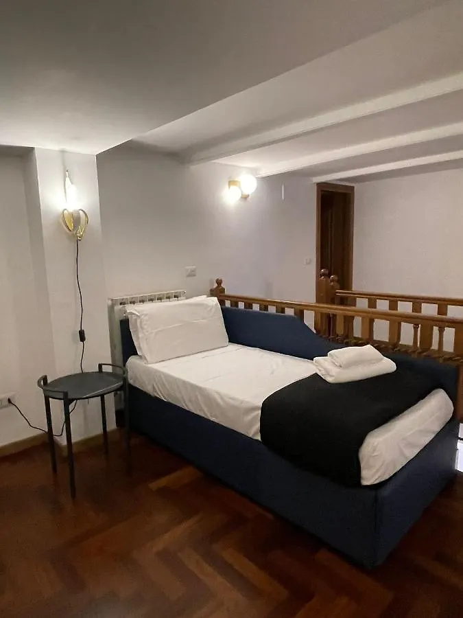 Luciano Monti Apartment Roma 0*,